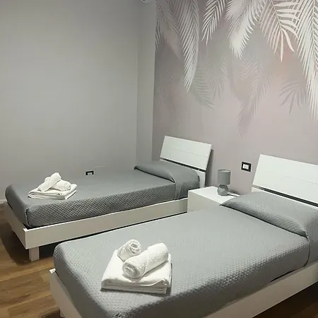 Urban House Apartment